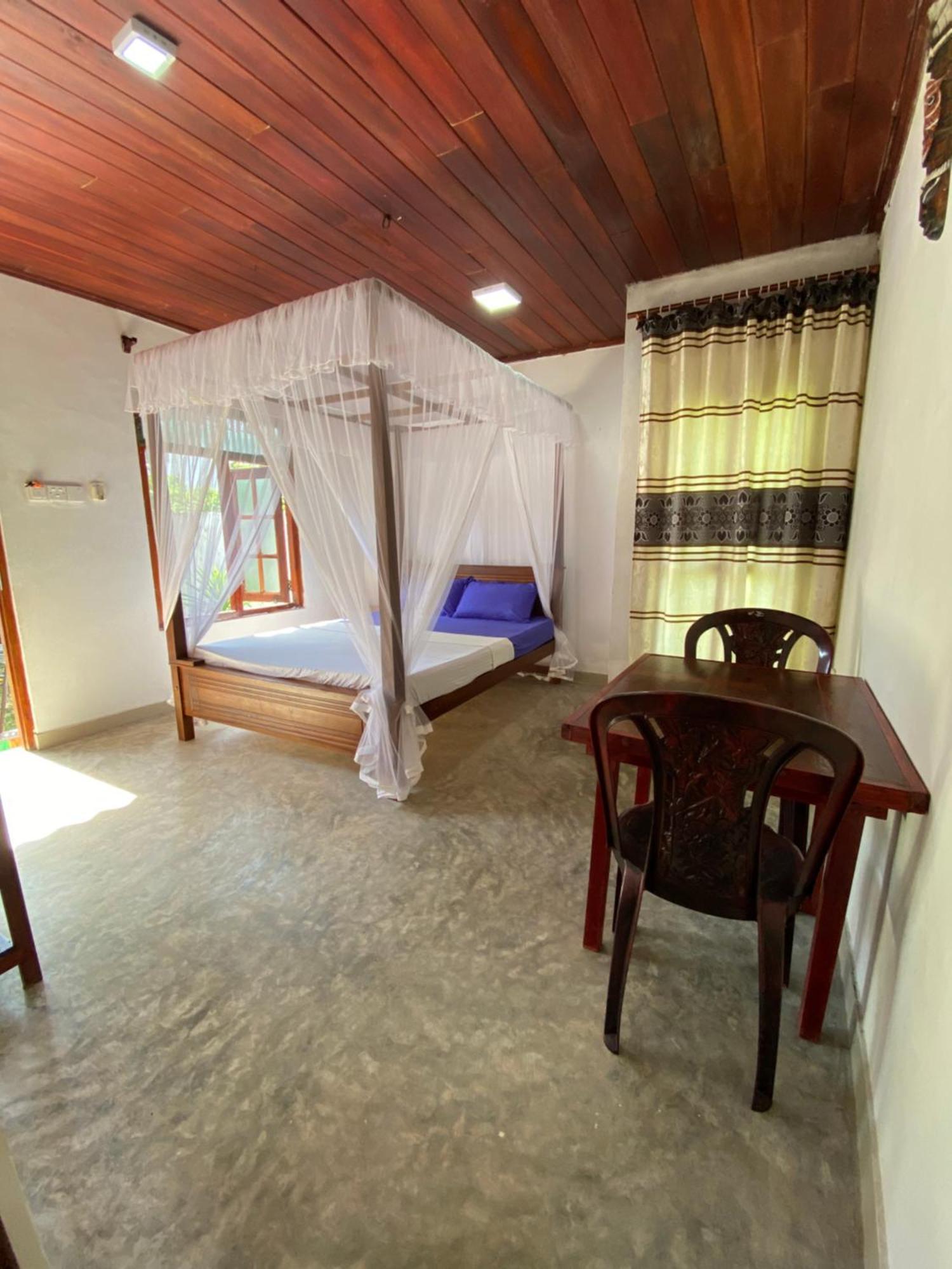 The Breeze Mirissa B&B 외부 사진