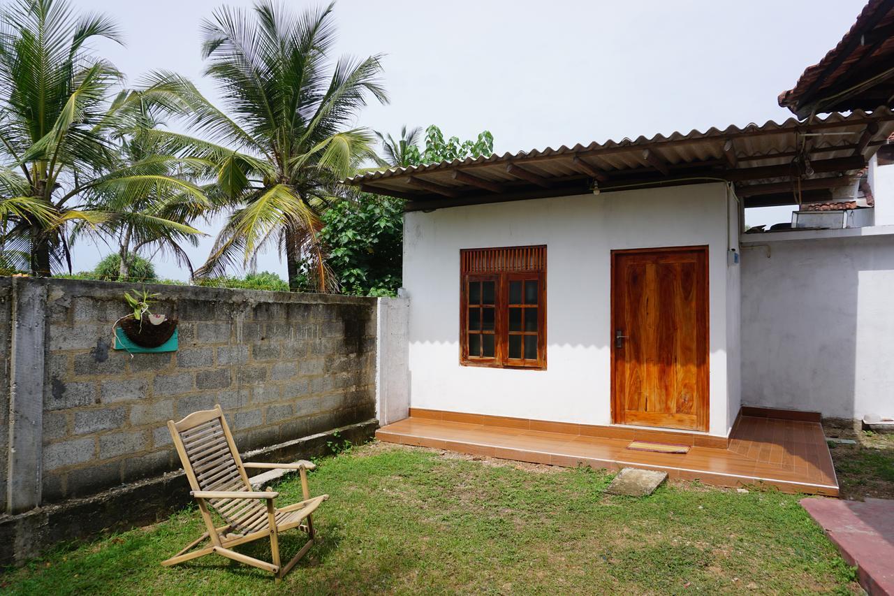 The Breeze Mirissa B&B 외부 사진